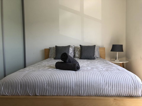 Gerring Court With Free 1 Car Bay Parking - Accommodation Brisbane 0