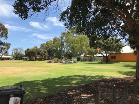 Gerring Court With Free 1 Car Bay Parking - Accommodation Brisbane 23