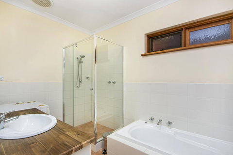 Coranda Lodge - Accommodation Brisbane 13