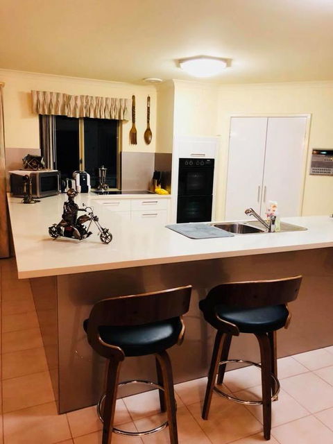 LA ANCHOR ON THE CANALS (MANDURAH) - Accommodation Brisbane 6