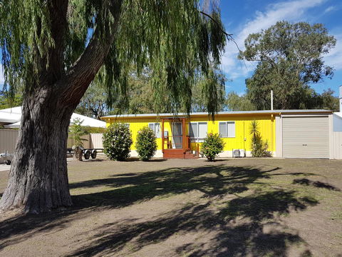 Amazing River House - Accommodation Brisbane 1