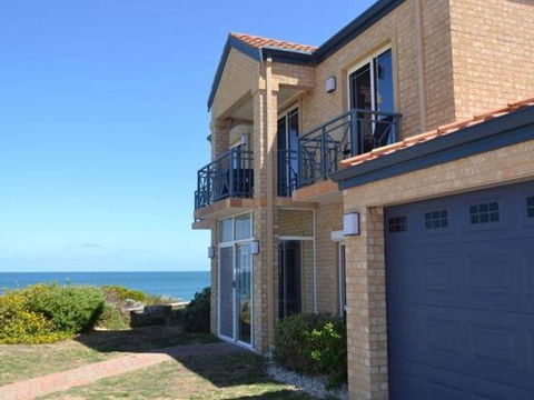 Caravel Beach House Mandurah - Accommodation Brisbane 28