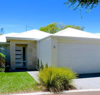 Contemporary Cove - Quindalup - Accommodation Brisbane