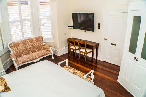 South Beach Bed & Breakfast - Accommodation Brisbane 10