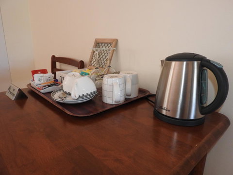 The Royal Dolphin Bed & Breakfast Safety Bay - Accommodation Brisbane 14