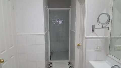 Two Sisters Chalets - Accommodation Brisbane 5