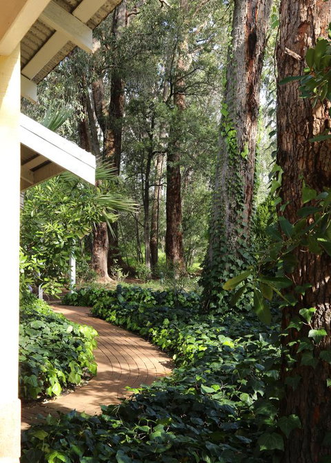 Two Sisters Chalets - Accommodation Brisbane 25