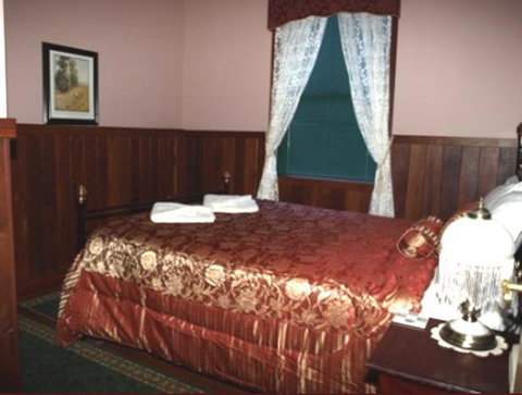 Pemberton Old Picture Theatre Holiday Apartments - Accommodation Brisbane 26
