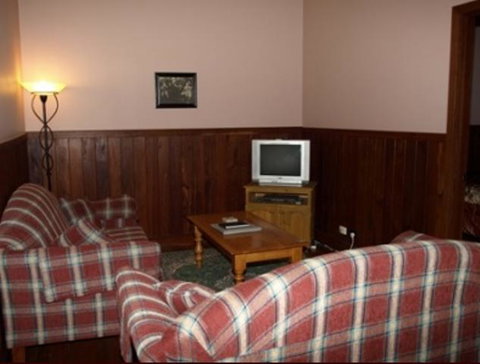 Pemberton Old Picture Theatre Holiday Apartments - Accommodation Brisbane 25