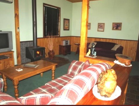 Pemberton Old Picture Theatre Holiday Apartments - Accommodation Brisbane 21