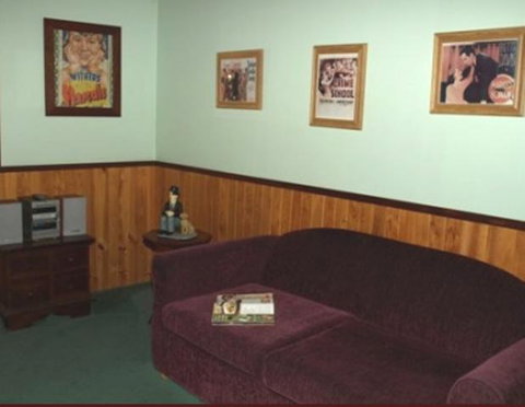 Pemberton Old Picture Theatre Holiday Apartments - Accommodation Brisbane 10
