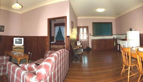 Pemberton Old Picture Theatre Holiday Apartments - Accommodation Brisbane 19