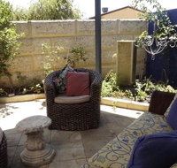 Relax bright  airy garden Villa - Accommodation Brisbane