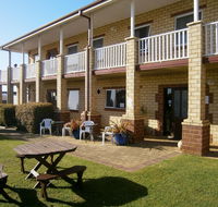 Baywatch Manor Augusta - Accommodation Brisbane