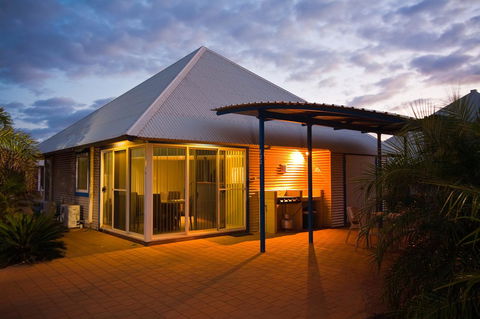 Osprey Holiday Village Unit 122 2 Bedroom - Accommodation Brisbane 13