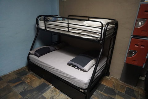 JJ's Backpackers - Accommodation Brisbane 4