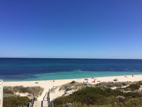 Cottesloe Beach On Napier - Accommodation Brisbane 12