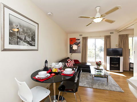 Style In Subiaco - Accommodation Brisbane 7