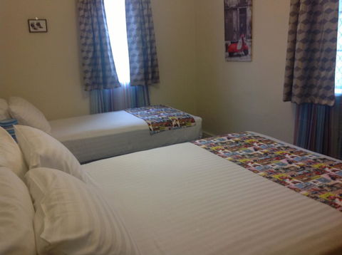 Clifton Motel & Grittleton Lodge - Accommodation Brisbane 35