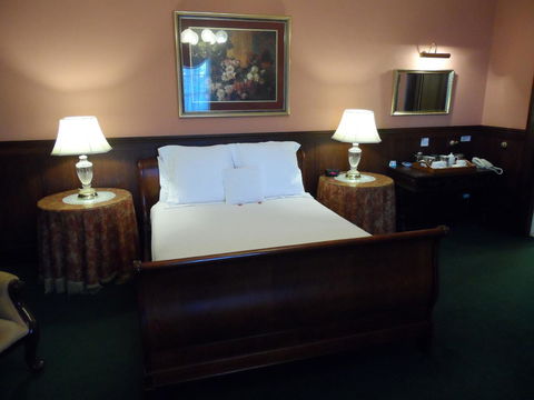 Clifton Motel & Grittleton Lodge - Accommodation Brisbane 30