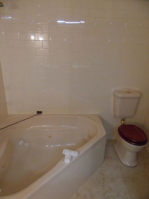 Clifton Motel & Grittleton Lodge - Accommodation Brisbane 32