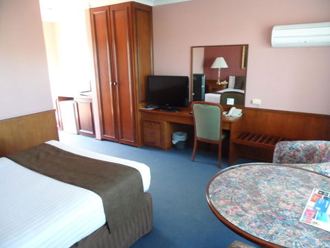 Clifton Motel & Grittleton Lodge - Accommodation Brisbane 21