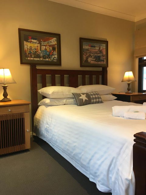 Rowley House - Accommodation Brisbane 12