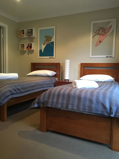 Rowley House - Accommodation Brisbane 3