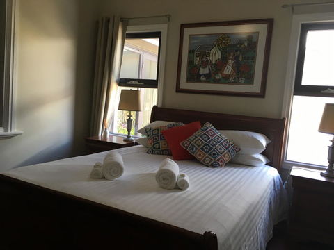 Rowley House - Accommodation Brisbane 15