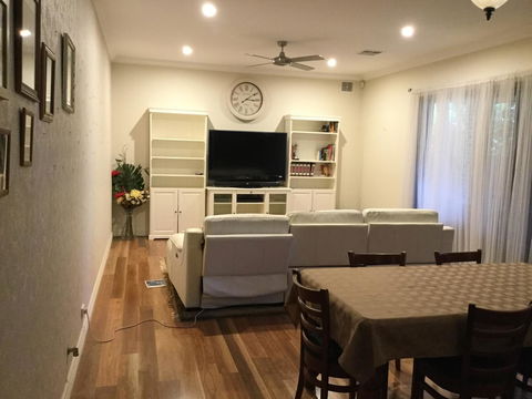 Ascot Home - Accommodation Brisbane 2