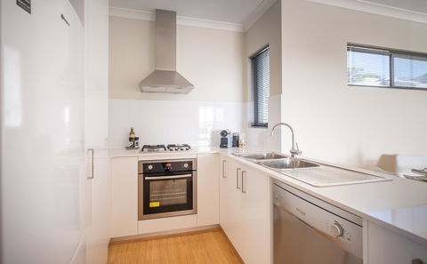 Woodlands Retreat - Accommodation Brisbane 6