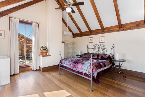 100 On South Callan Apartments - Accommodation Brisbane 14