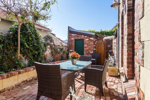 100 On South Callan Apartments - Accommodation Brisbane 18