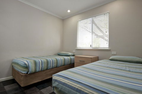 Mandalay Holiday Resort And Tourist Park - Accommodation Brisbane 33