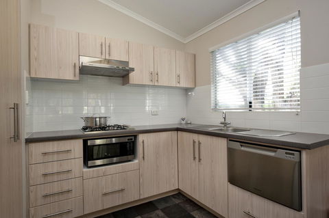 Mandalay Holiday Resort And Tourist Park - Accommodation Brisbane 28