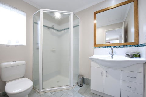 Mandalay Holiday Resort And Tourist Park - Accommodation Brisbane 41