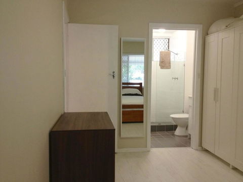 Townshend Rd - Accommodation Brisbane 13