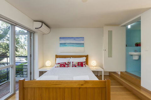 Cottesloe Tree Top Studio - Executive Escapes - Accommodation Brisbane 8