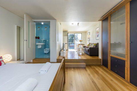 Cottesloe Tree Top Studio - Executive Escapes - Accommodation Brisbane 3