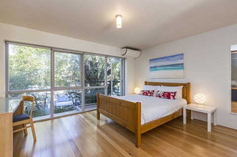 Cottesloe Tree Top Studio - Executive Escapes - Accommodation Brisbane 7