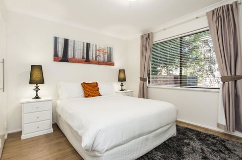 Forrest St - Accommodation Brisbane 11
