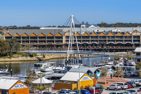 A 406 FANTASTIC OCEAN BEACH And MARINA VIEW APT - MANDURAH - Accommodation Brisbane 23