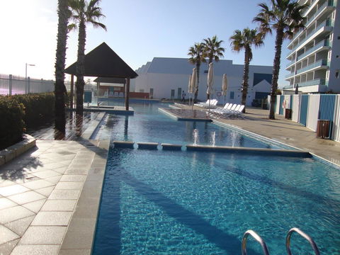 A 406 FANTASTIC OCEAN BEACH And MARINA VIEW APT - MANDURAH - Accommodation Brisbane 25