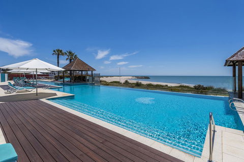 A 406 FANTASTIC OCEAN BEACH And MARINA VIEW APT - MANDURAH - Accommodation Brisbane 1