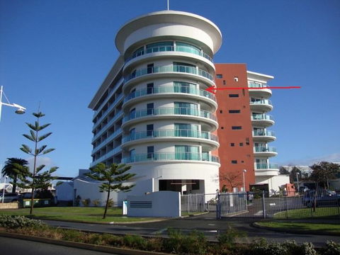 A 406 FANTASTIC OCEAN BEACH And MARINA VIEW APT - MANDURAH - Accommodation Brisbane 26