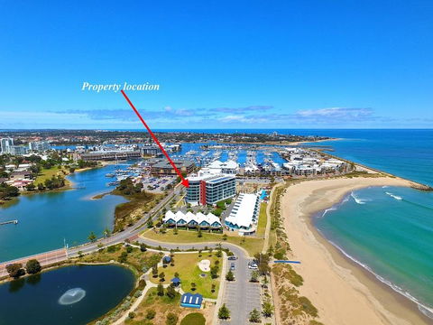 A 406 FANTASTIC OCEAN BEACH And MARINA VIEW APT - MANDURAH - Accommodation Brisbane 27