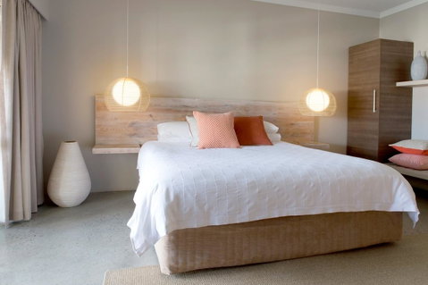 The Marina Hotel - Mindarie - Accommodation Brisbane 20