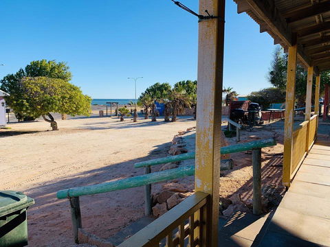 Shark Bay Cottages - Accommodation Brisbane 2