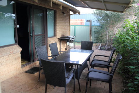 Kestrel Chalets - Accommodation Brisbane 11