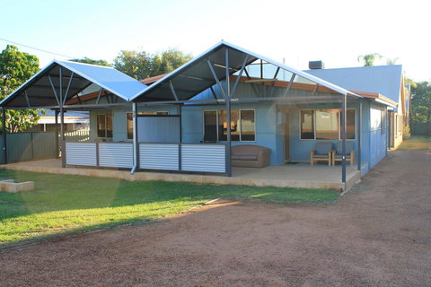 Kestrel Chalets - Accommodation Brisbane 14